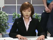 телеведущую обкончали во время эфира