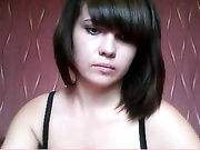 BlondiCat с игрушкой