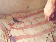 Парочка на кровати