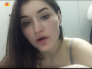 WhiteCrowShow кайфует в туалете