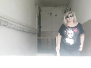 aniutkamau 1 в подъезде частное видео