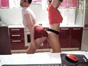 -TwiXXX-