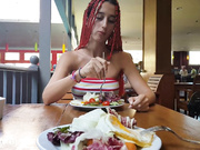 SweetButtocks (в рестике без трусиков)