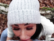 Shaiden Rogue минет и окончание в рот в лесу