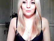 Сладкая xkoketkax небольшой стриптиз под конец