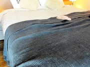 aluanna демонстрирует свое тело