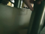 Пришёл и обосал шлюху в подъезде