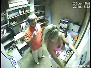 Скрытая камера в палатке мороженого в Москве