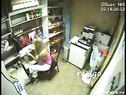 Скрытая камера в палатке мороженого в Москве