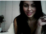 Сексуальная брюнеточка