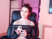 KenzieReves