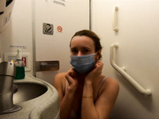 MissMotivated (в туалете самолета)