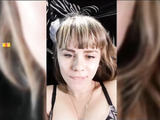 VaniLLa_sexy ласкает себя в машине-19
