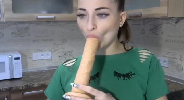 SweetyPie8k глубокий минет-2