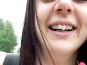 Тёлка за токены гуляет по улице топлесс, ч.2