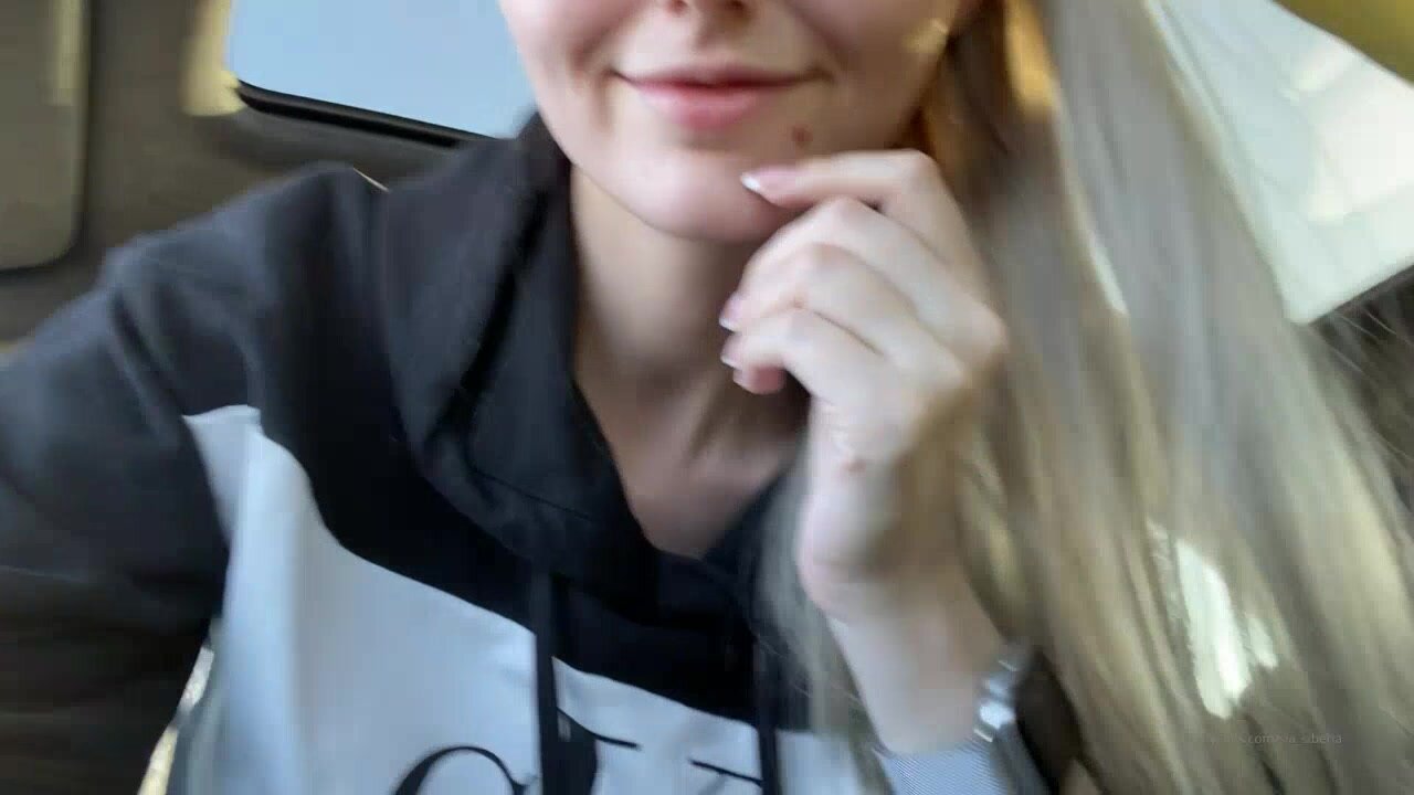 sia_siberia сосет в машине