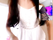 Viki брюнетка