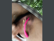 Amallllia дрочит в парке