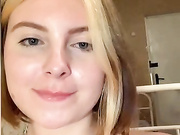 Lulu_kiss