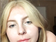 Lulu_kiss