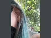 Amallllia трахает себя дилдо