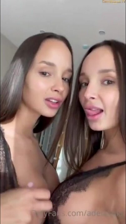 Аделина и Алина Фатхеевы (adelalinka) onlyfans