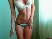 девушка и танец едины