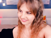 DollorieMe дилдо во рту-2