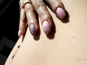 Merilovely демонстрирует киску