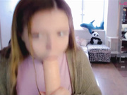 Kiska-Sofia берет в ротик-2