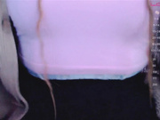 Kiska-Sofia показала киску