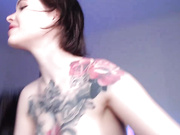 Sex_Revolution кончил на грудь