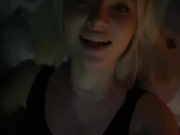 Nistellacooi с ловенсом и дилдо