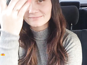 Kisunia26 сосет в машине(нарезка)