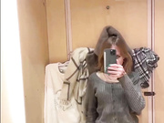 Lilbaby в примерочной