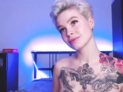 Sex_Revolution кончил на лицо