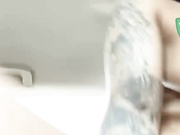 BellaLike сквиртанула и обосралась