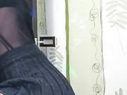 Lil (L)