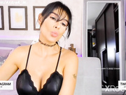 Meegan - горячая латиночка