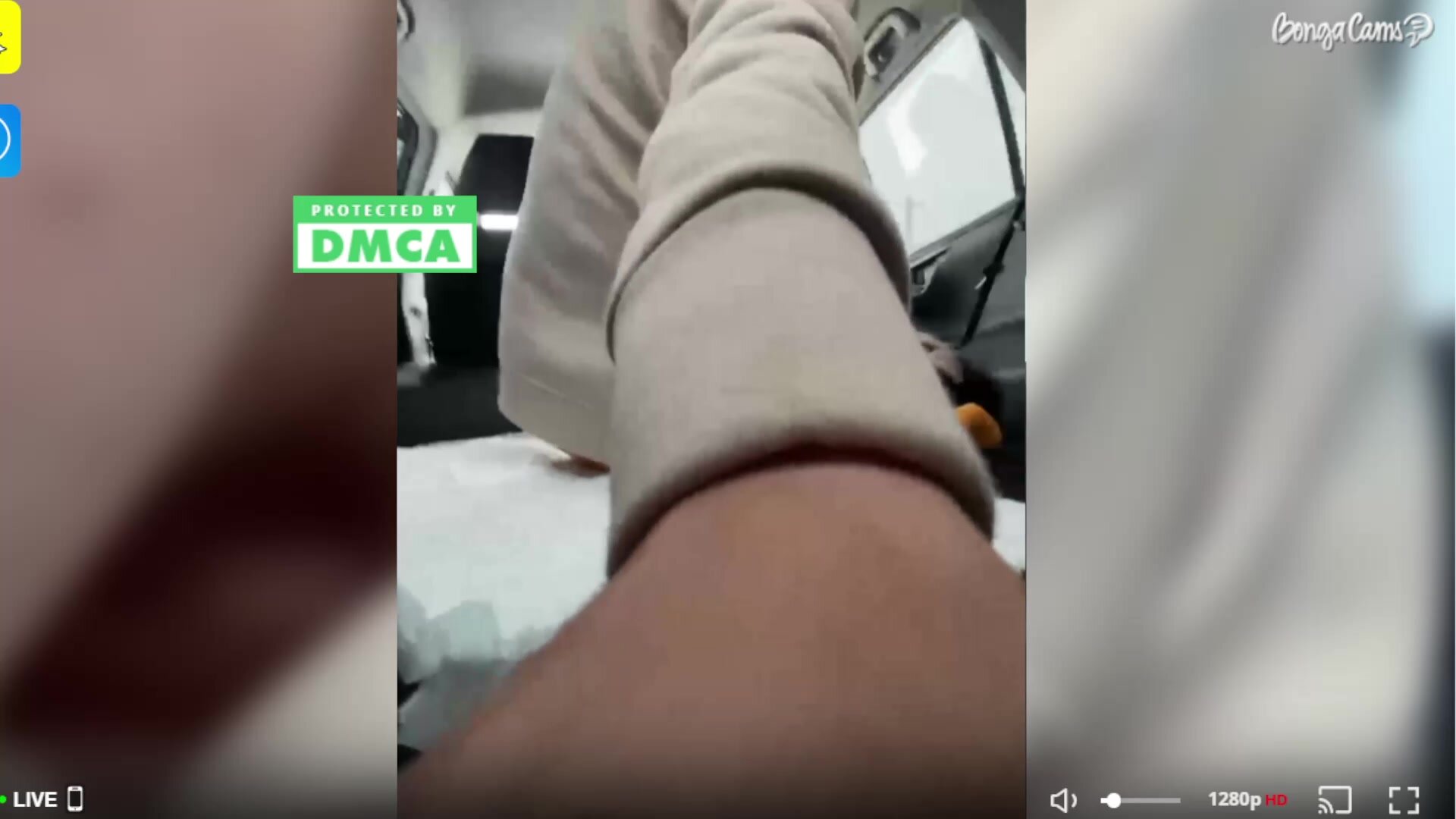 -Your_Iusi- anal finger fisting and squirt in Car