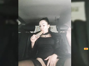 Sestrichka шалит в машине-4