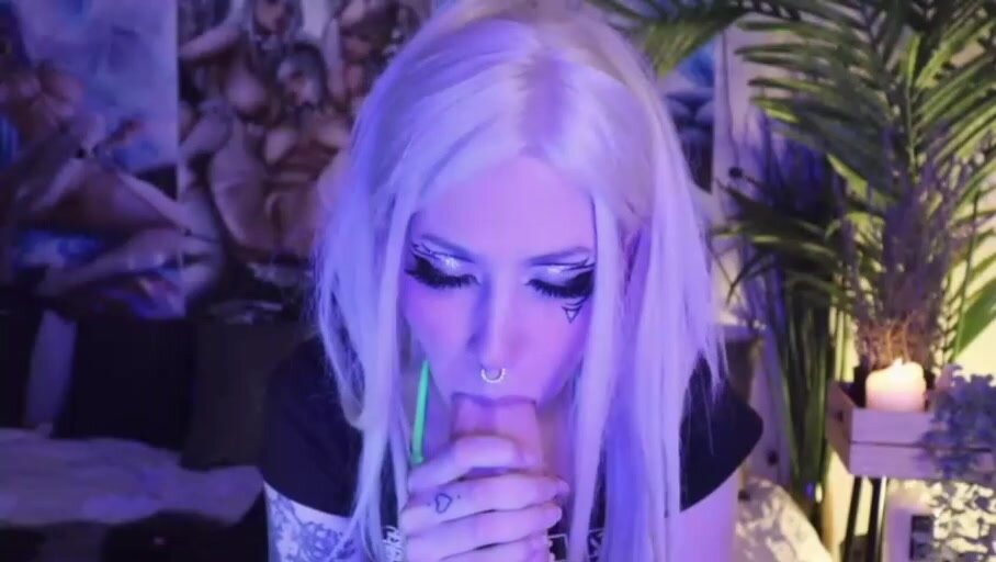 Virtual_Wafu минет