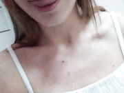 SexxModel писает