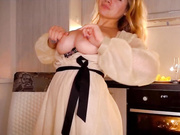 GabbieCarter сиськи-10