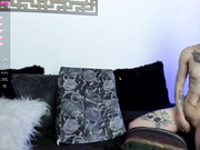 Mikeandisabella_ кончил на лицо