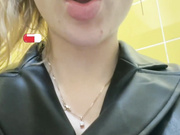 -Your_lusi-в туалете-3