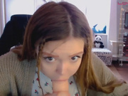 Kiska-Sofia трахает ротик и киску