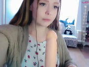 Kiska-Sofia пробка в попку+трах киски