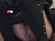 -Your_lusi- дрочит в туалете