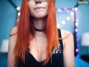 Стонет от вибратора